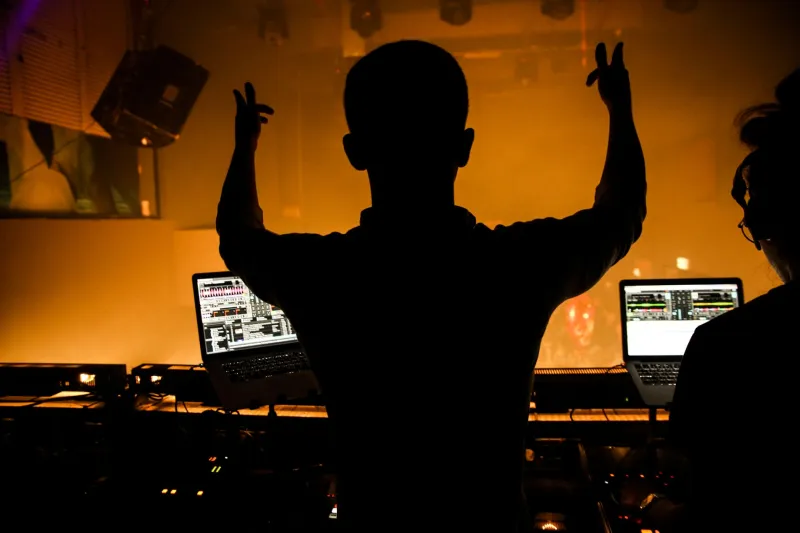 From Gut Feeling to Spreadsheet: How Solo Artists Are Engineering Their Dream Setlists